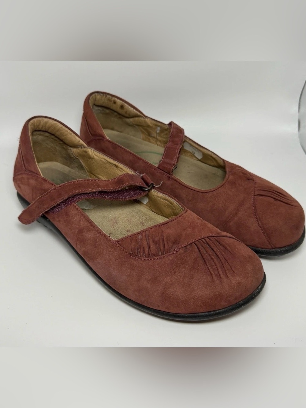 Naot Taramoa Shoes Womens Size EU 38 US 7 Maroon Nubuck Leather Maryโ Janes